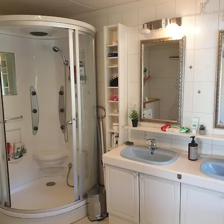 Holiday Home Villa Gol 别墅 高尔